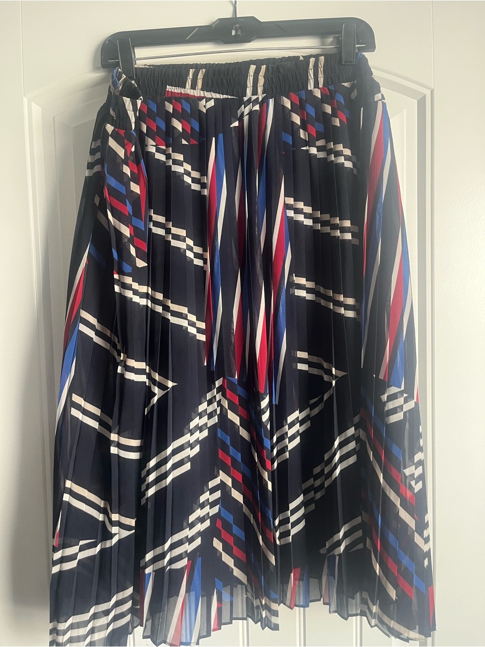 Roz & Ali Geometric Striped Pleated A-Line Midi Skirt Navy Blue Red Plus Size 2X - Picture 2 of 7
